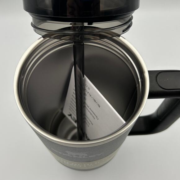 Stanley 40 Oz Stainless Steel Flowstate Quencher Tumbler Black - Brand New - Picture 4 of 5